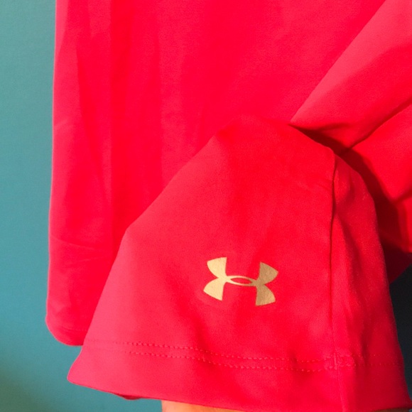 NWOT! Ladies’ Under Armour Tank - Picture 5 of 5